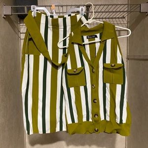 New York and Company Eva Mendes Sweater Ensemble🍀